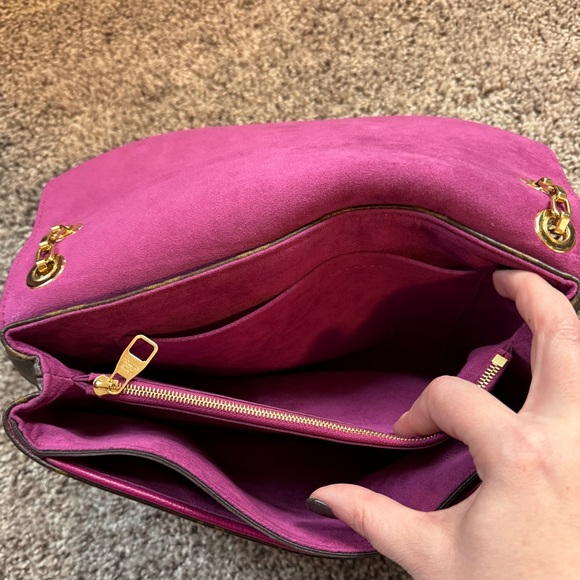 Louis Vuitton Pallas Shoulder Bag - Picture 4 of 6